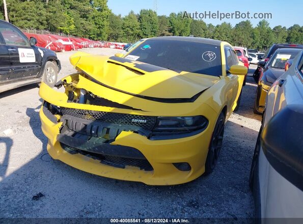 2C3CDXCT8HH620722 2017 DODGE CHARGER Желтый Передняя левая четверть