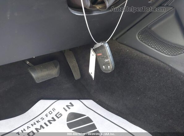 2C3CDZAG7JH294600 2018 DODGE CHALLENGER Silver Вид панелі приладів