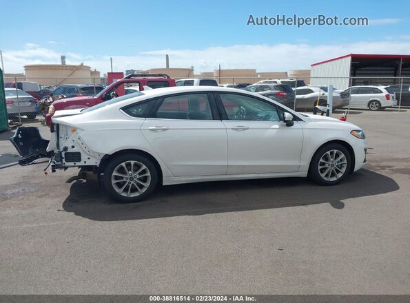 3FA6P0LUXLR226531 2020 FORD FUSION White 360 interior view