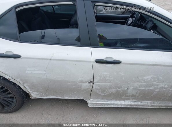 4T1G11BK5MU021923 2021 TOYOTA CAMRY Белый Вид задней части салона