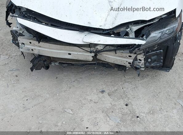 4T1G11BK5MU021923 2021 TOYOTA CAMRY Белый Вид спереди