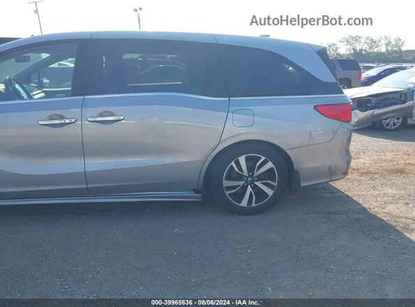 5FNRL6H97LB059945 2020 HONDA ODYSSEY Silver Widok z przodu