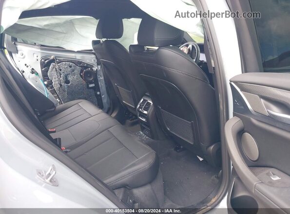 5UX33DT07R9V14782 2024 BMW X4 Gray VIN კოდის სტიკერის ხედი