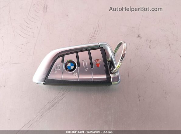 5UXCW2C02M9F47504 2021 BMW X7 Gray 