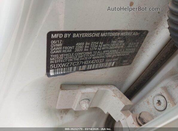 5UXWZ7C37H0X42033 2017 BMW X3 White Вид підкапотного простору