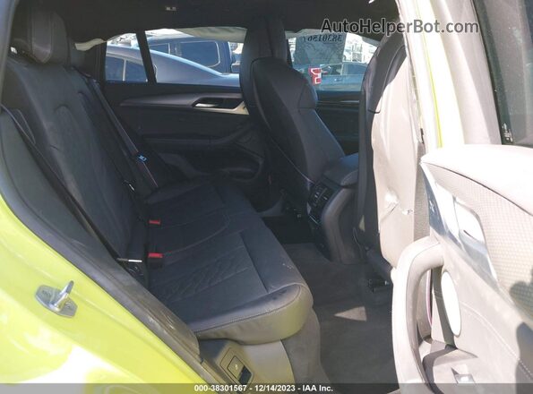 5YM23EC05P9T15821 2023 BMW X4 Green Vista de la etiqueta del VIN