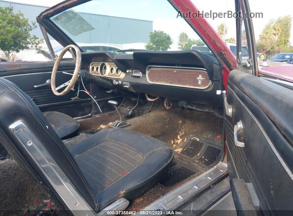 6F08T223652       1970 FORD MUSTANG Red Widok wnętrza z przodu