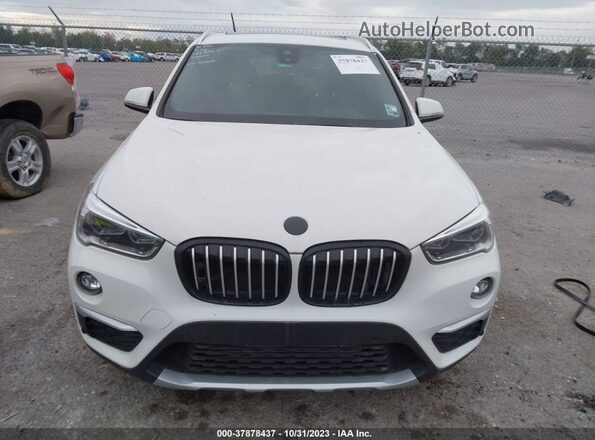 WBXHT3C57K5L37213 2019 BMW X1 White Instrument cluster view
