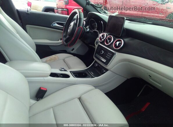WDDSJ4EB9KN714079 2019 MERCEDES-BENZ CLA 250 Красный Вид салона спереди