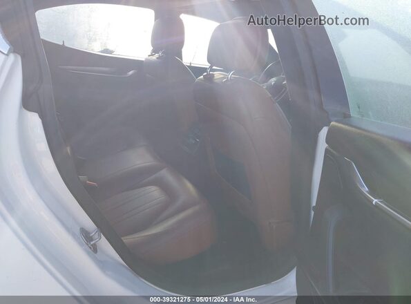ZAM57XSA9J1300367 2018 MASERATI GHIBLI Белый Вид наклейки с VIN-кодом