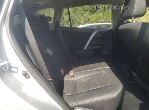 2T3BFREV5HW595953 2017 TOYOTA LE Серебряный Вид задней части салона