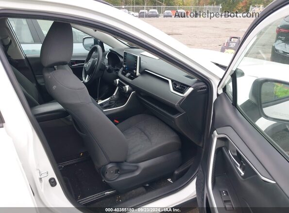 2T3P1RFVXLW106930 2020 TOYOTA LE White წინა სალონის ხედი
