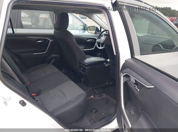 2T3P1RFVXLW106930 2020 TOYOTA LE White VIN კოდის სტიკერის ხედი