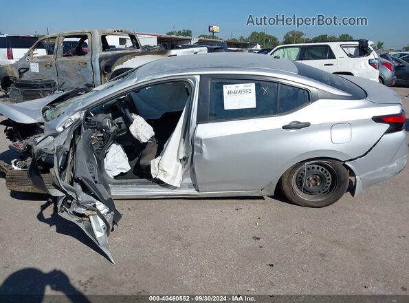 3N1CN8DV6ML907799 2021 NISSAN VERSA Silver 360 interior view