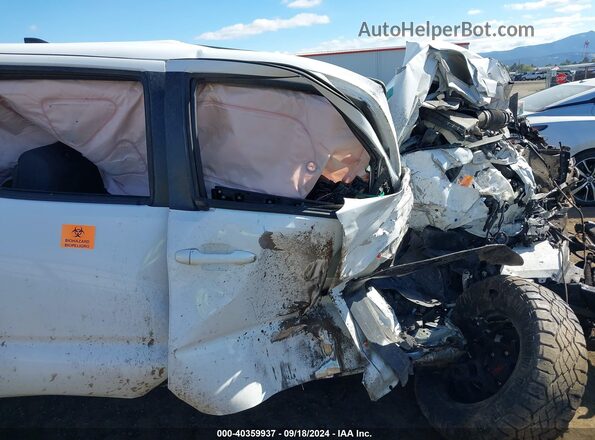 3TMCZ5AN5HM104115 2017 TOYOTA TACOMA Белый Вид щитка приборов