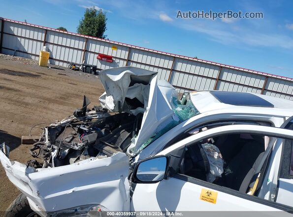 3TMCZ5AN5HM104115 2017 TOYOTA TACOMA Белый 