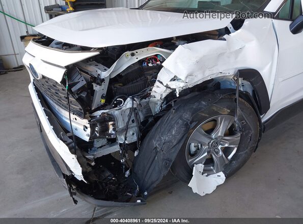 4T3MWRFV1RU149260 2024 TOYOTA LE White Widok z przodu