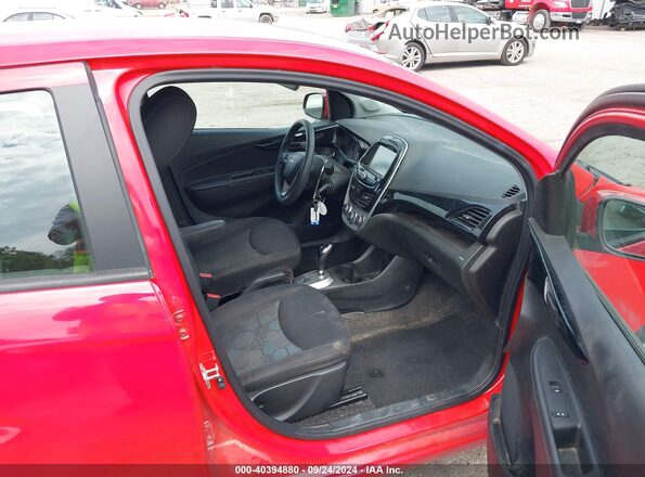 KL8CD6SA4JC435512 2018 CHEVROLET SPARK Red წინა სალონის ხედი