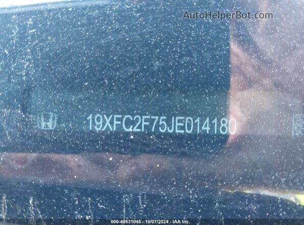 19XFC2F75JE014180 2018 HONDA CIVIC White ძრავის განყოფილების ხედი