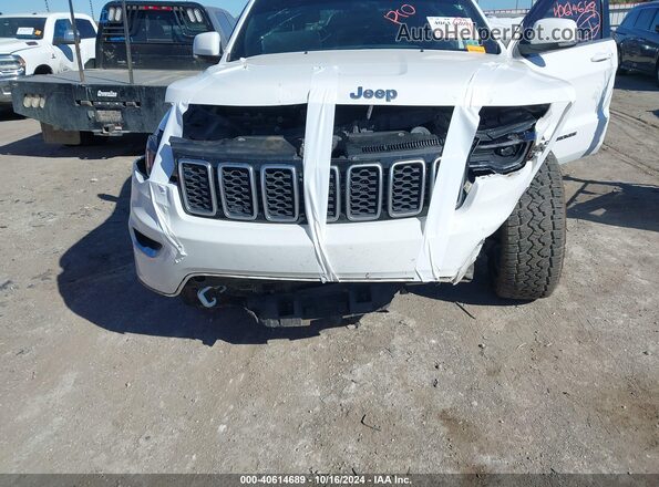 1C4RJFBG9JC224725 2018 JEEP GRAND CHEROKEE White Widok z przodu