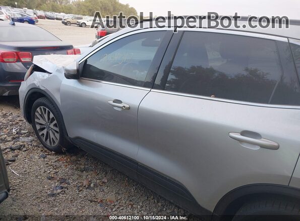 1FMCU9J96LUB18419 2020 FORD ESCAPE Серебряный Задняя левая четверть