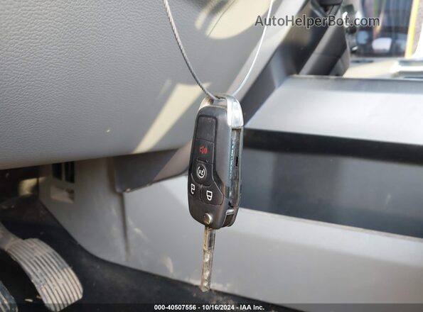 1FT7W2BT7KEC86418 2019 FORD F-250 Silver Dashboard view