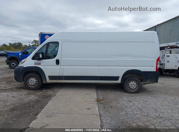 3C6LRVDG2NE107631 2022 RAM PROMASTER 2500 White Vista interior trasera