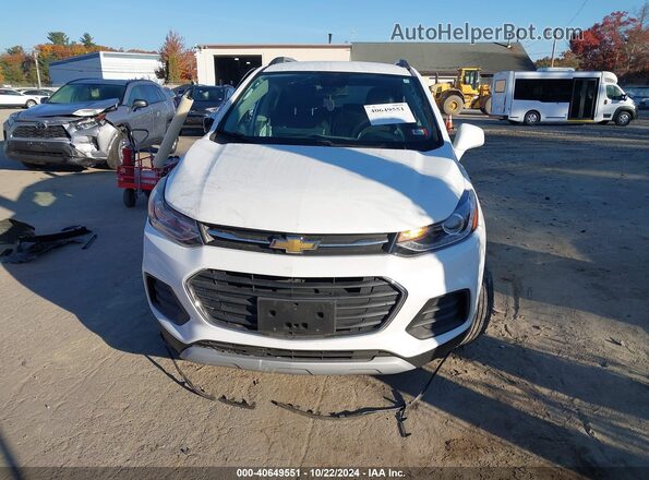 KL7CJPSB3HB239010 2017 CHEVROLET TRAX White Вид щитка приладів