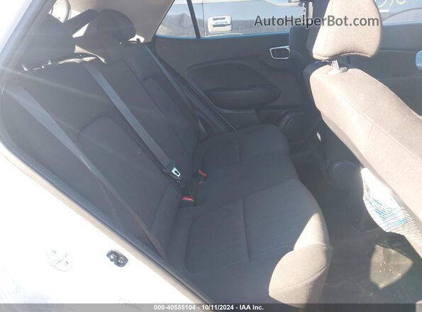 KMHRB8A33MU065699 2021 HYUNDAI VENUE White VIN կոդի պիտակի տեսք