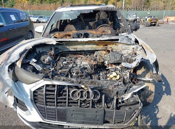 WA1AECF30L1039818 2020 AUDI Q3 White Vista frontal