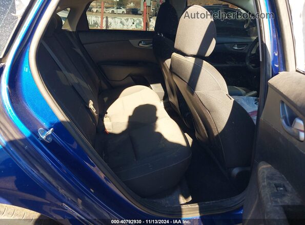 3KPF24AD6ME341798 2021 KIA FORTE Blue Vista de la etiqueta del VIN