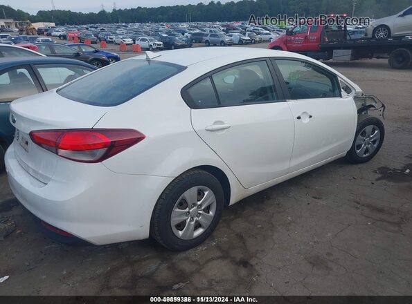 3KPFK4A73HE085507 2017 KIA FORTE White Задня права чверть