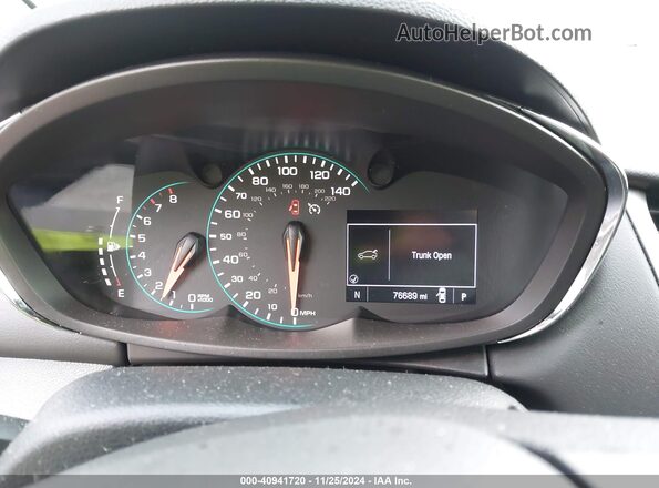 KL7CJKSB0LB324253 2020 CHEVROLET TRAX White Vista de los asientos traseros