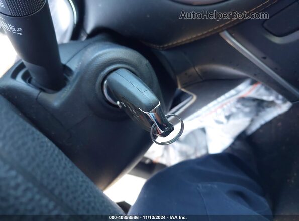 KL7CJLSB6MB340965 2021 CHEVROLET TRAX Черный Вид панели приборов
