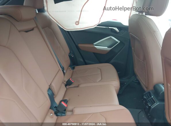 WA1DECF35R1072237 2024 AUDI Q3 Gray VIN კოდის სტიკერის ხედი