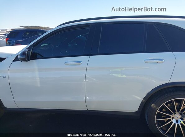WDC0G6EB0JF469820 2018 MERCEDES-BENZ GLC-CLASS White Rear interior view