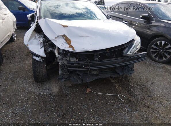 3N1AB7AP9JL642291 2018 NISSAN SENTRA Silver Front view