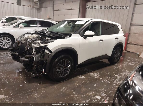 5N1AT3AA8MC715399 2021 NISSAN ROGUE White Vista tres cuartos delantera izquierda