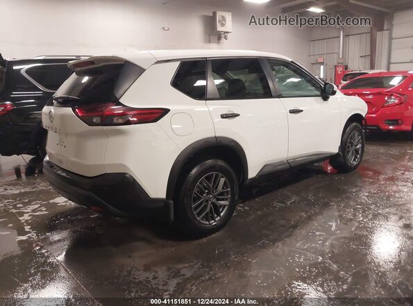 5N1AT3AA8MC715399 2021 NISSAN ROGUE White Trasero derecho