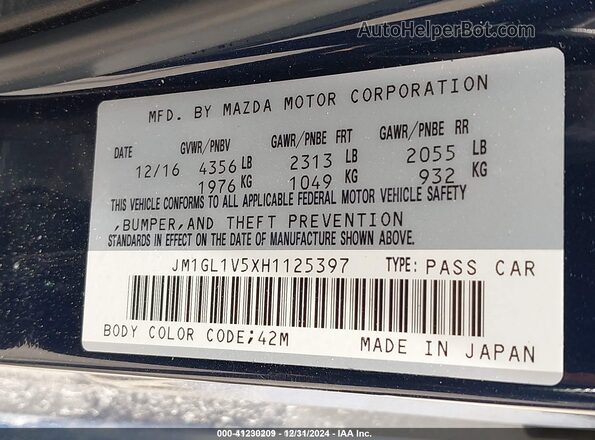 JM1GL1V5XH1125397 2017 MAZDA 6 Dark Blue Widok komory silnika