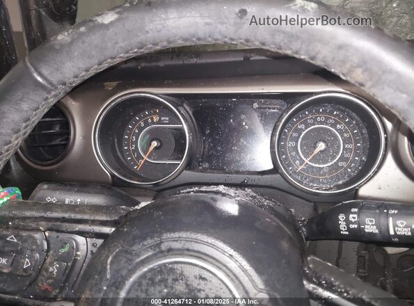 1C4HJXDG5KW577008 2019 JEEP WRANGLER UNLIMITED Gray Vista interior de 360 grados
