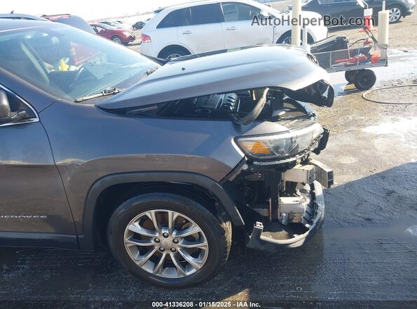 1C4PJLLB1KD301219 2019 JEEP CHEROKEE LATITUDE PL Серый 