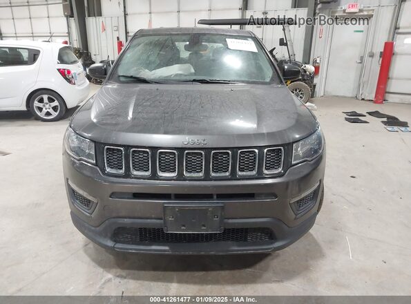 3C4NJCAB1KT809680 2019 JEEP COMPASS Black Вид задньої частини салону