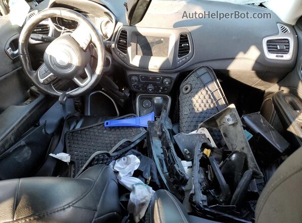 3C4NJDBB5KT813736 2019 JEEP COMPASS Black Вид панелі приладів