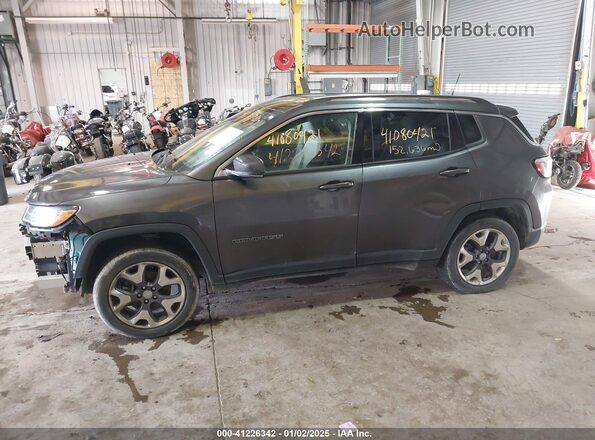 3C4NJDCB3KT639566 2019 JEEP COMPASS Gray 