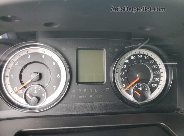 3C6RR6KG2JG249849 2018 RAM 1500 Blue Instrument cluster view