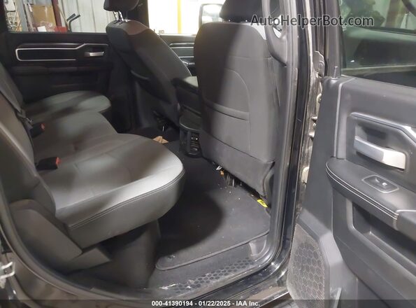 3C6UR5DL3RG247733 2024 RAM 2500 Black Вид наклейки з VIN-кодом