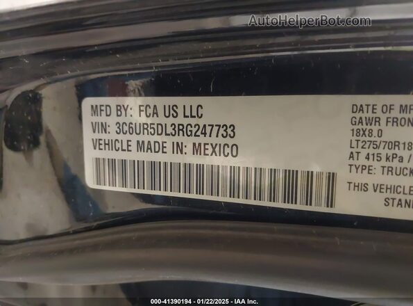 3C6UR5DL3RG247733 2024 RAM 2500 Black Вид підкапотного простору