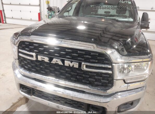 3C6UR5DL3RG247733 2024 RAM 2500 Black Вид щитка приладів