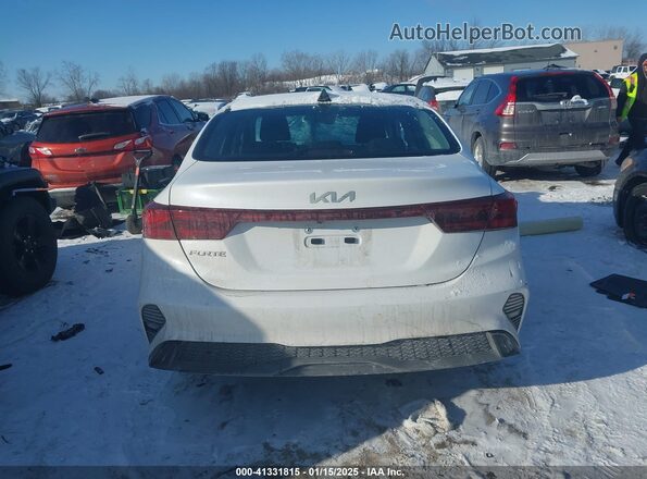 3KPF24AD9PE577155 2023 KIA FORTE White 